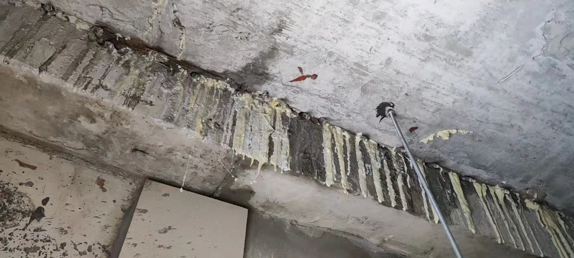 滁州钢筋混凝土梁裂缝的分析与处理